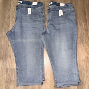 Lot Bundle 2 LANE BRYANT Boyfriend Capri Jeans Women's Size 24 Light Blue Wash